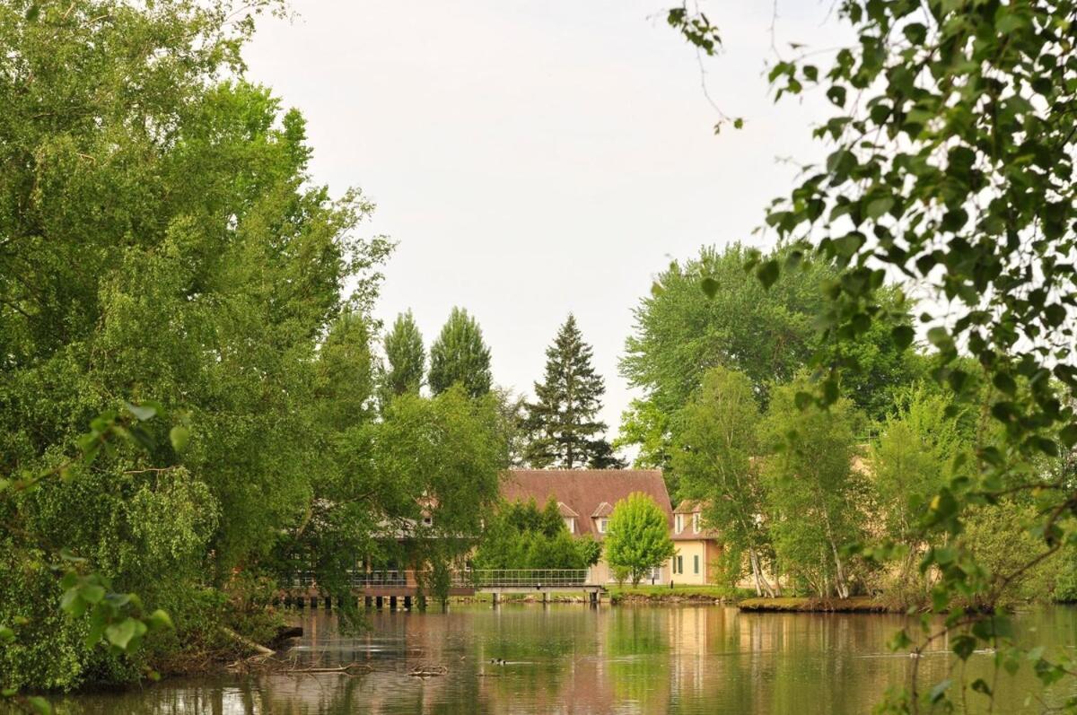 Ternelia Village Vacances Sainte Montaine Dış mekan fotoğraf